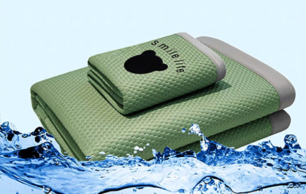 滌綸色母粒，丙綸色母粒,錦綸色母粒，遠(yuǎn)紅外母粒，阻燃母粒，浙江金彩新材料有限公司，無(wú)紡布色母粒